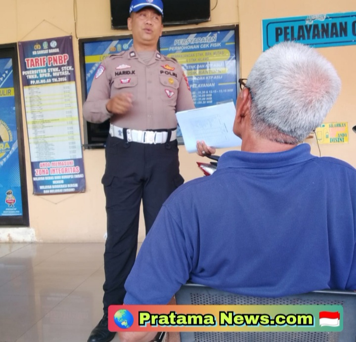 Samsat Bangil Imbau Warga Waspada Beli Motor Bekas, Pastikan Faktur dan Identitas Pemilik Jelas