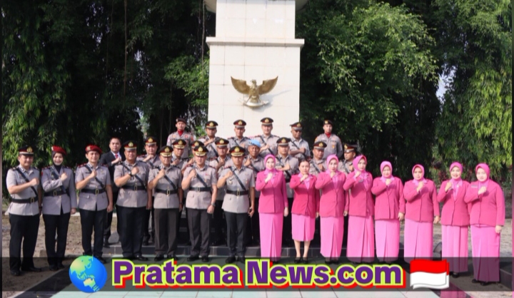 POLRES OGAN ILIR GELAR ZIARAH MAKAM PAHLAWAN DALAM RANGKA HARI BHAYANGKARA KE-80 TAHUN 2026