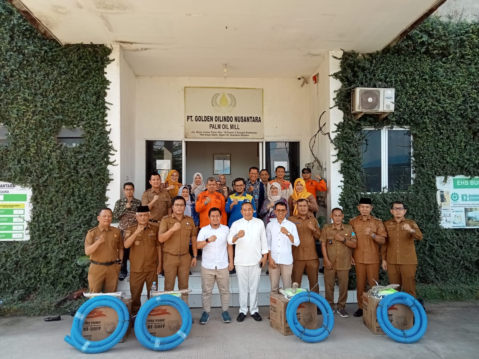 PT Golden Oil Indo Nusantara Salurkan Bantuan CSR untuk Pencegahan Karhutla di Empat Desa Ring 1