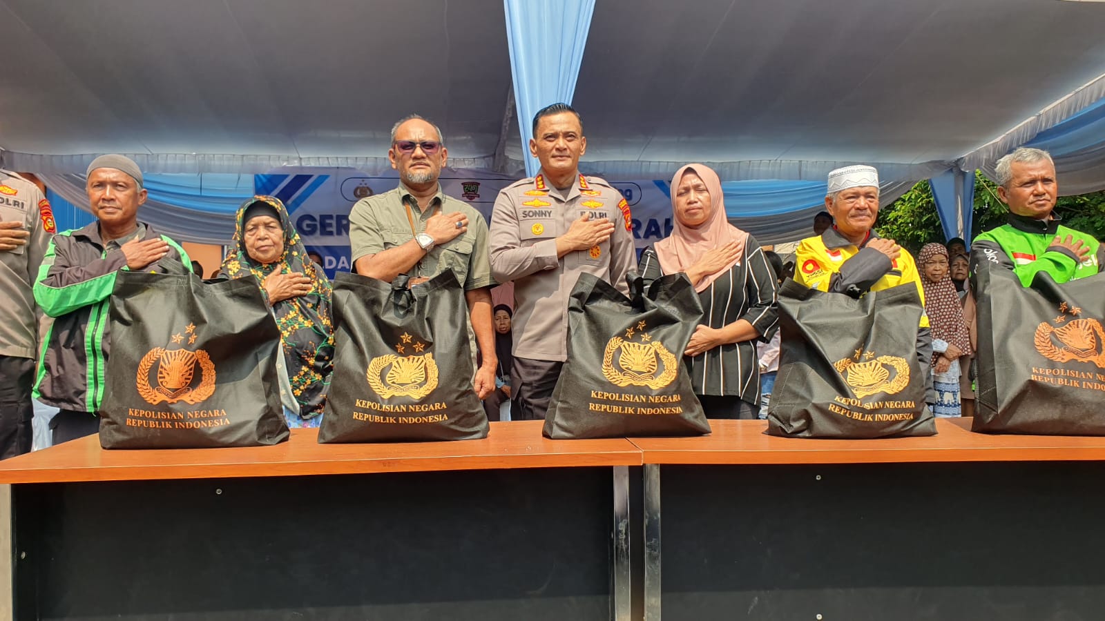 Peringati Hari Bhayangkara ke-80, Polda Sumsel dan Bulog Salurkan 18,5 Ton Beras SPHP di 17 Daerah