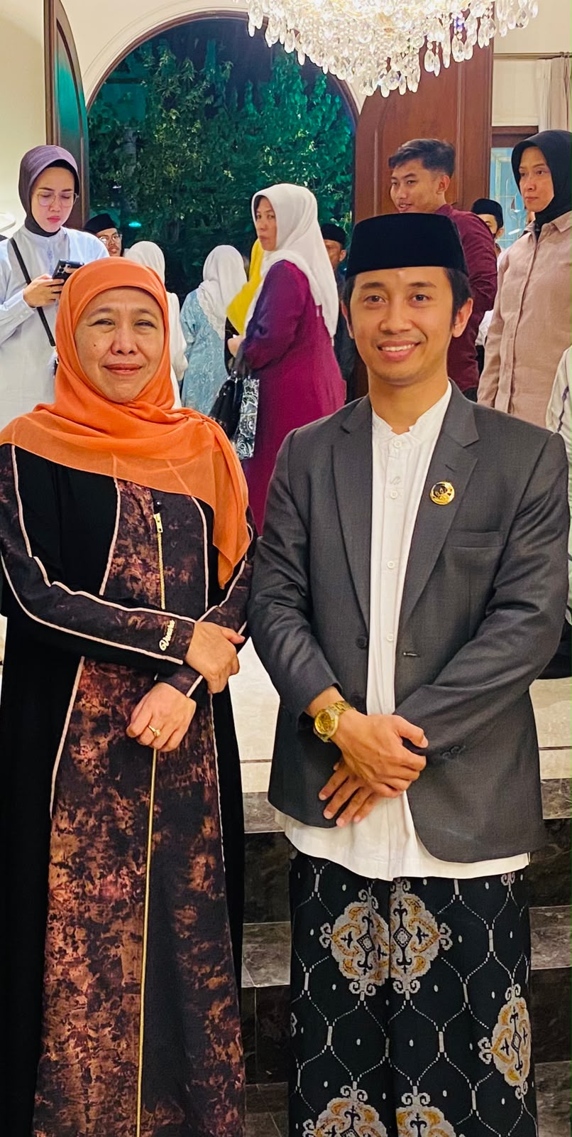 Ibu Gubernur Jatim Berpesan kepada Ustadz Nafi’ Unnas: Perbanyak Shalawat untuk Meraih Kemuliaan Dunia dan Akhirat